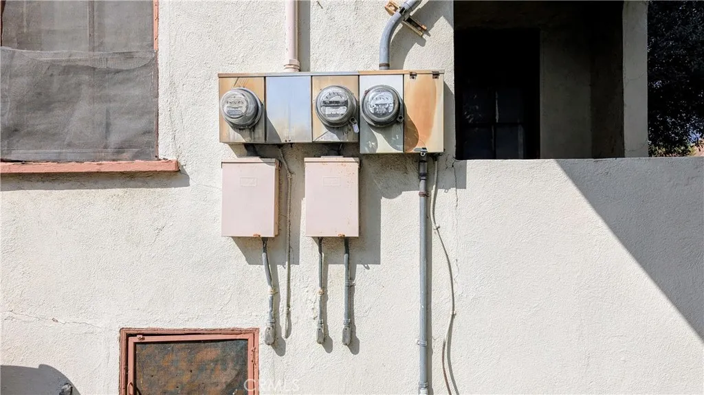 Los Angeles, California 90026, United States, ,Residential,Active,242635