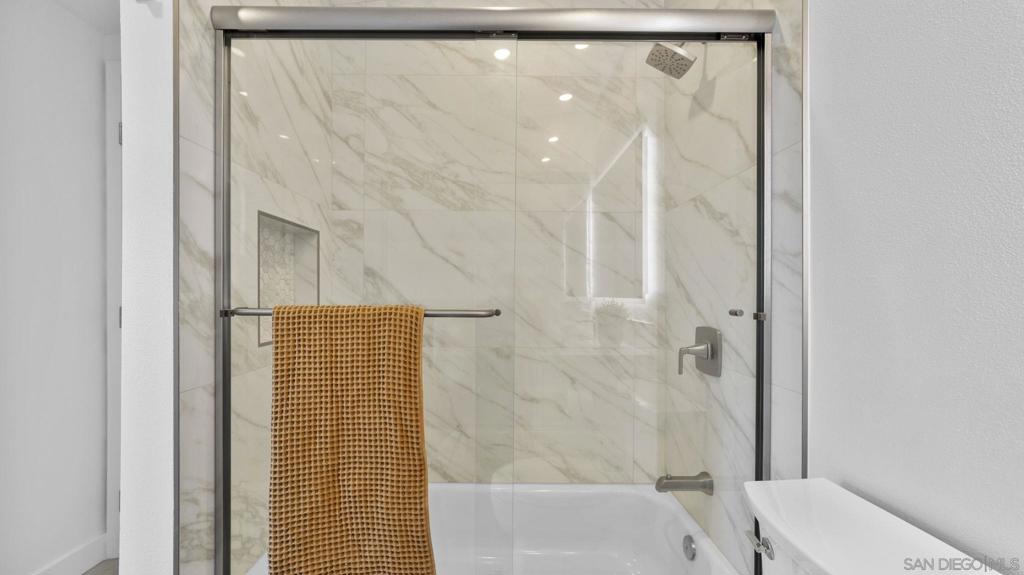 Pacific Beach - Residential