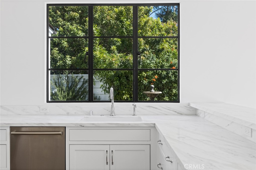 734 Cameo Highlands, Corona Del Mar CA 92625 - Photo 31