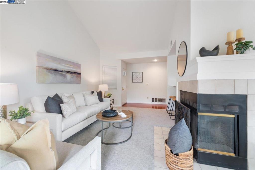 CANYON MEADOWS - Residential