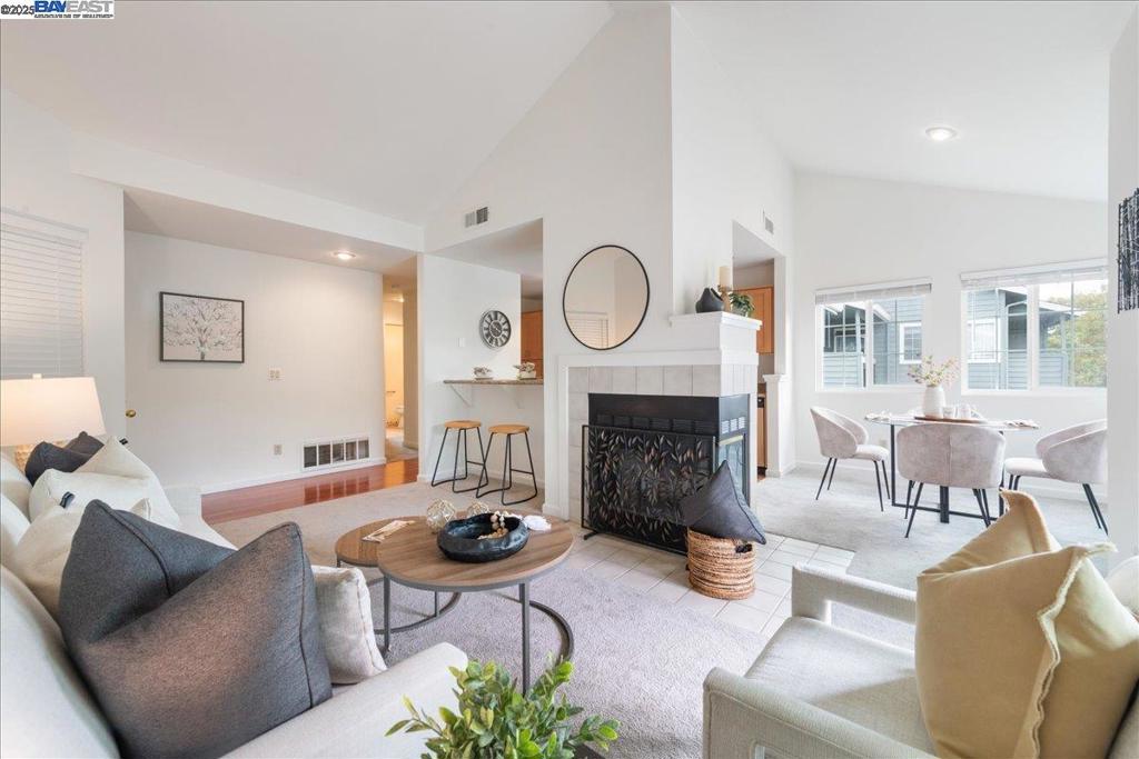 CANYON MEADOWS - Residential