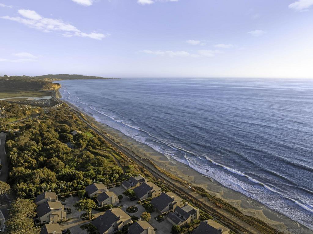 Del Mar - Residential