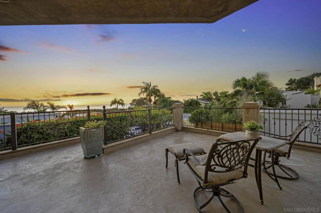 Del Mar - Residential