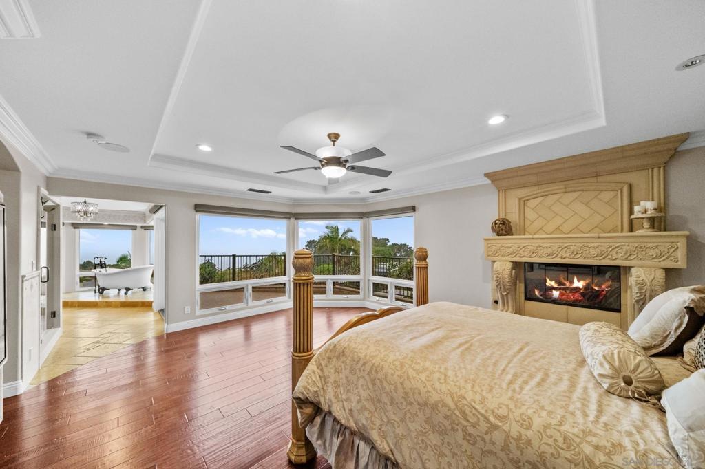 Del Mar - Residential