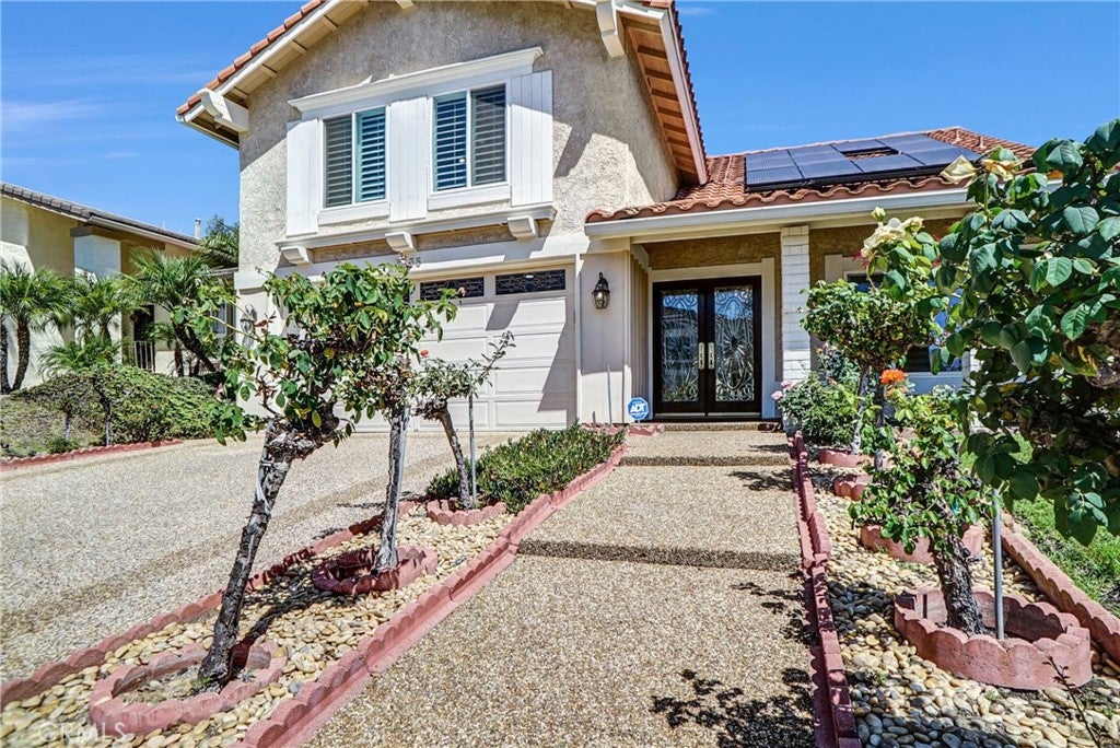 3835 Calle Alta Vista