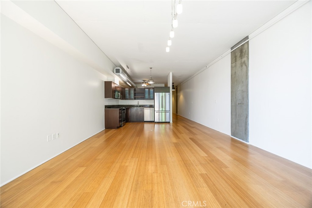 1111 S Grand Avenue 608