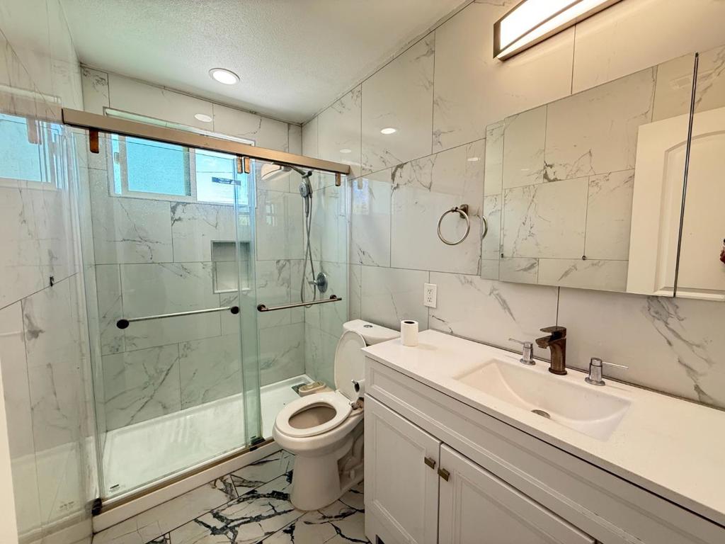 1238 Hopkins Drive