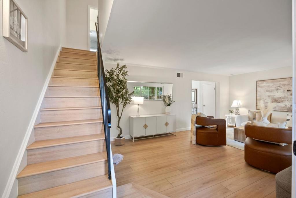 374 Serramonte Terrace