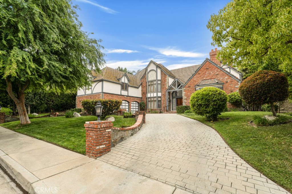4619 Westchester Drive