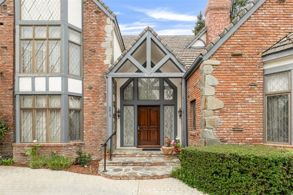 4619 Westchester Drive
