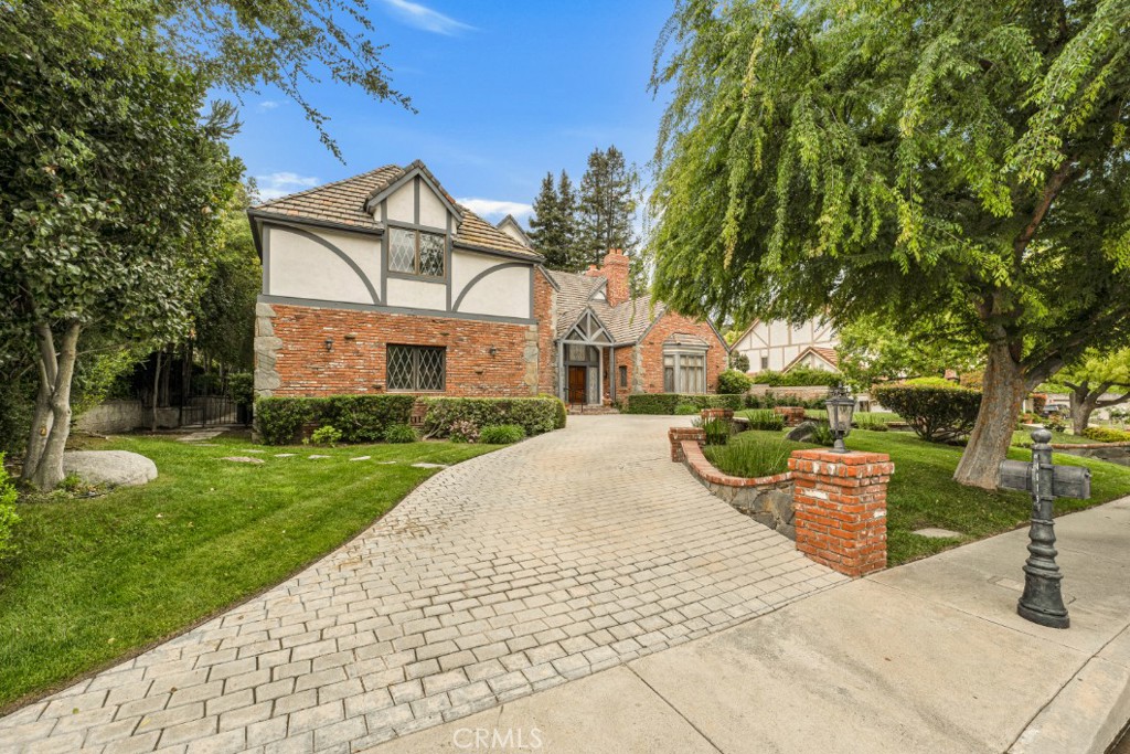 4619 Westchester Drive