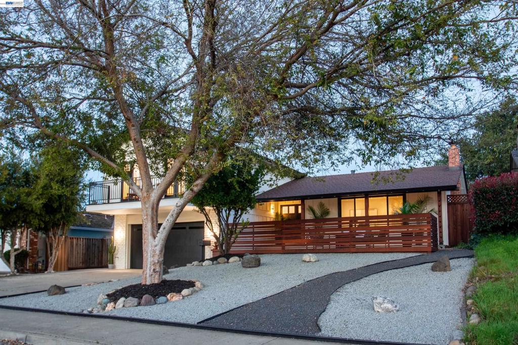 1230 1230 Sargent Drive