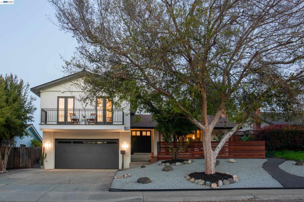 1230 1230 Sargent Drive