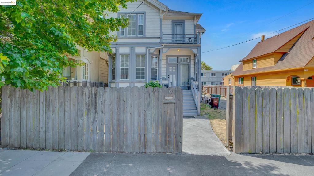 Properties 2 1071 59Th St