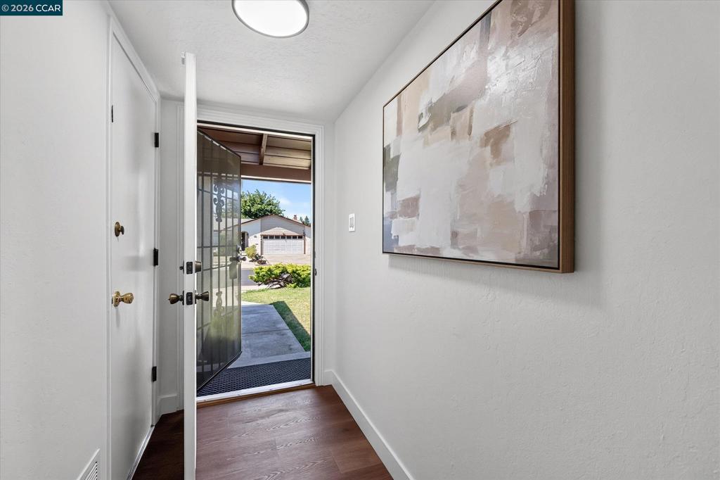 2829 Carmona Way