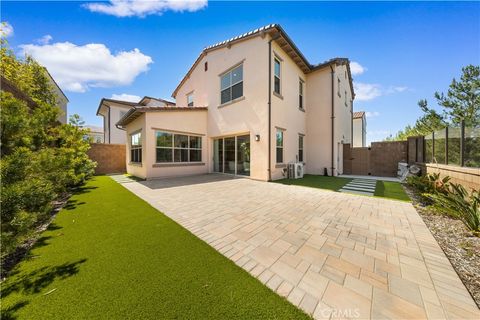 Photo of 147 Fairgreen, Irvine, CA 92618 (MLS # OC26113330)