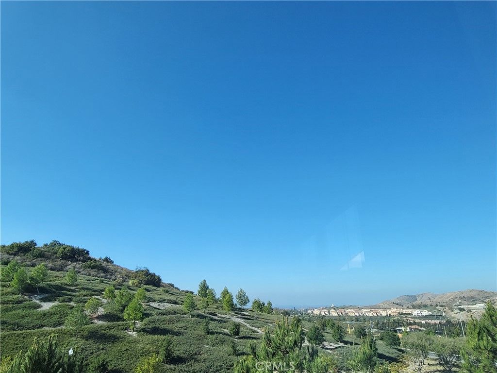 Photo of 147 Fairgreen, Irvine, CA 92618 (MLS # OC26113330)