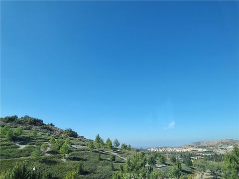 Photo of 147 Fairgreen, Irvine, CA 92618 (MLS # OC26113330)