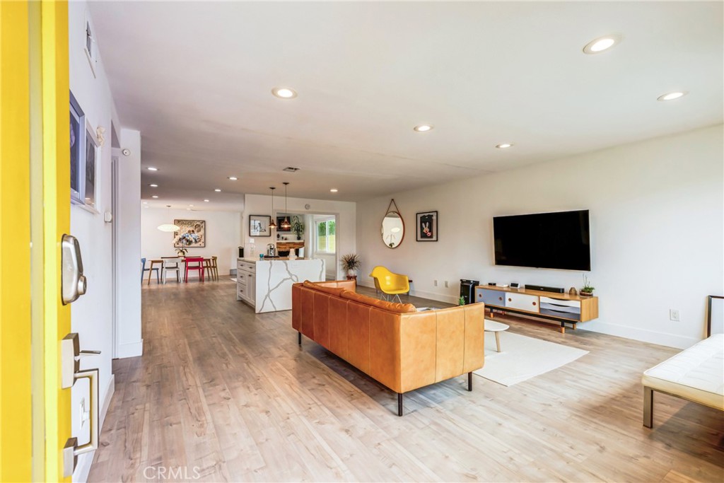 16291 Howland Lane