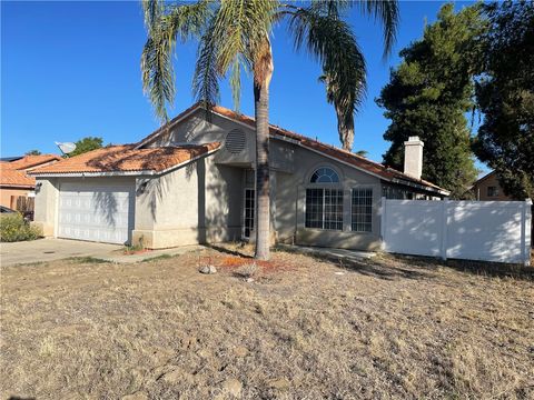 Photo of 44316 Olive Ave, Hemet, CA 92544 (MLS # SW25245439) Photo of 44316 Olive Ave, Hemet, CA 92544 (MLS # SW25245439)