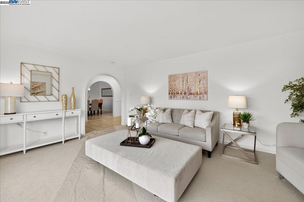 BIRDLAND - Residential