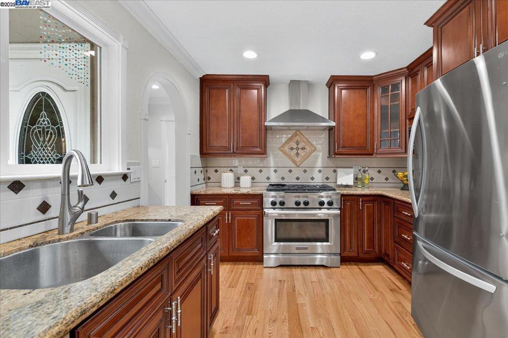 BIRDLAND - Residential