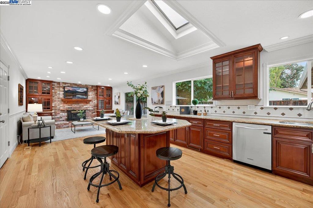 BIRDLAND - Residential