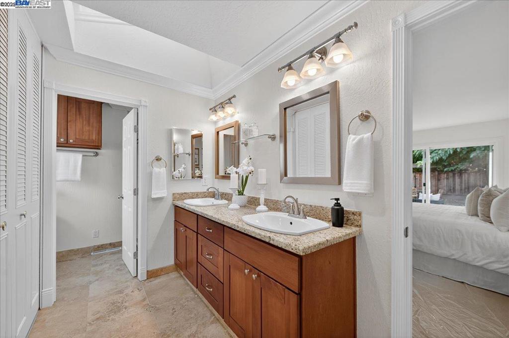 BIRDLAND - Residential