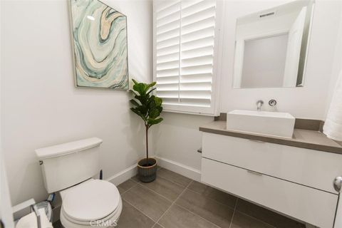 Tiny photo for 7 Via Brezza, Newport Coast, CA 92657 (MLS # OC26016206)