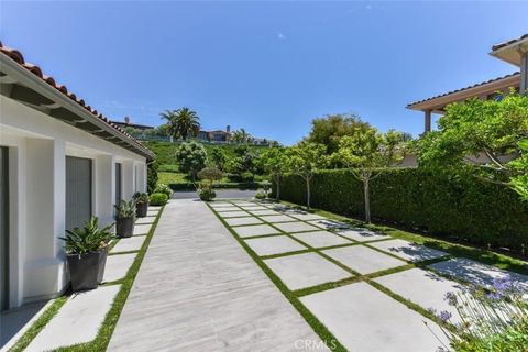 Tiny photo for 7 Via Brezza, Newport Coast, CA 92657 (MLS # OC26016206)