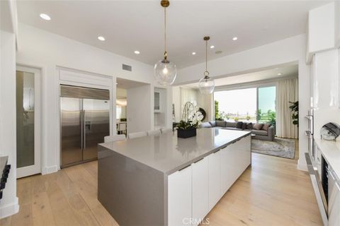 Tiny photo for 7 Via Brezza, Newport Coast, CA 92657 (MLS # OC26016206)