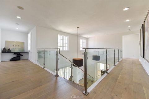 Tiny photo for 7 Via Brezza, Newport Coast, CA 92657 (MLS # OC26016206)