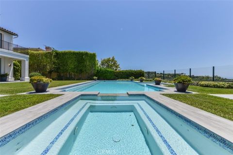 Tiny photo for 7 Via Brezza, Newport Coast, CA 92657 (MLS # OC26016206)