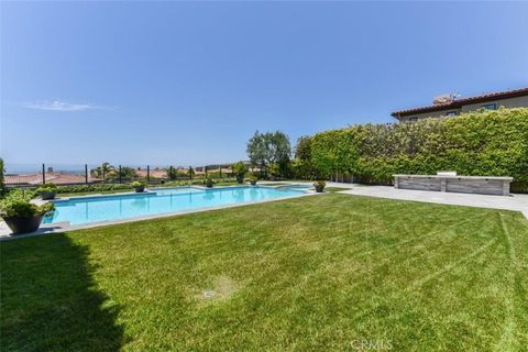 Tiny photo for 7 Via Brezza, Newport Coast, CA 92657 (MLS # OC26016206)