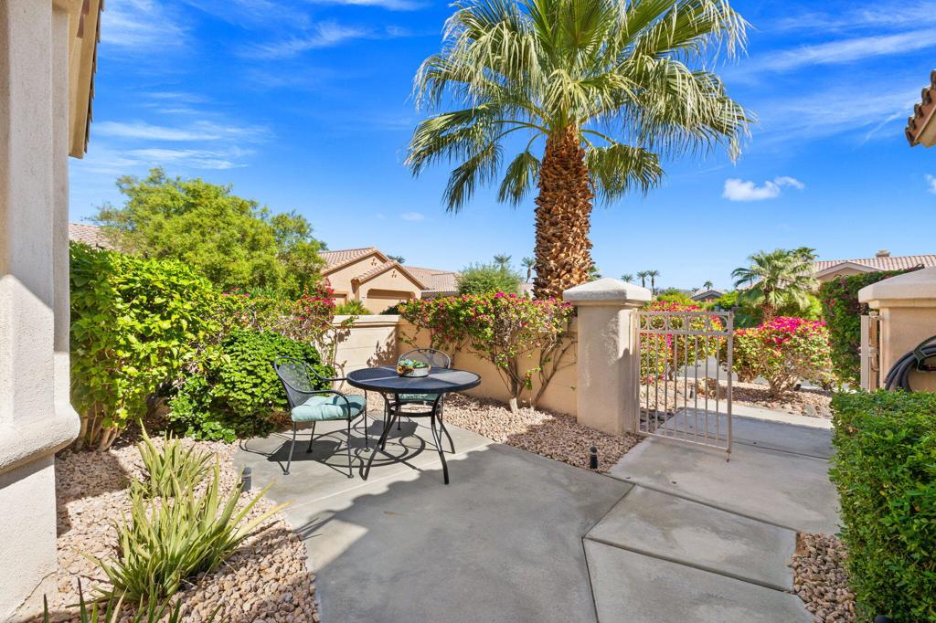 39295 Gainsborough Circle