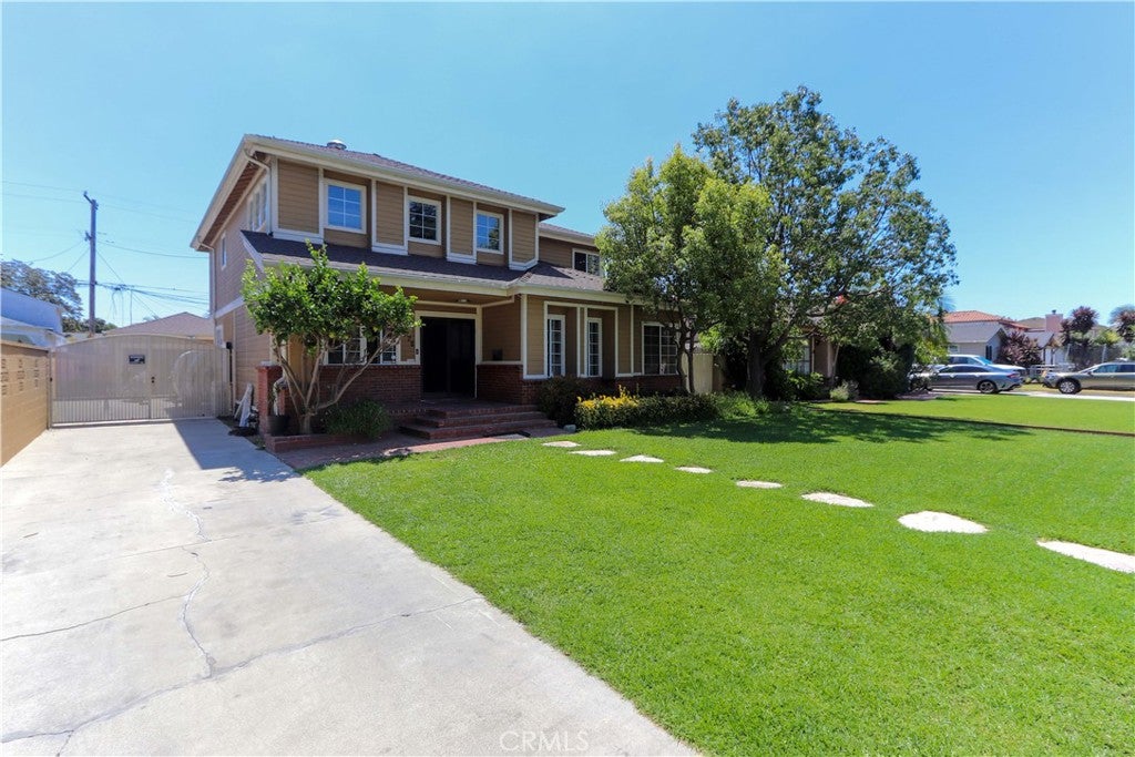 4826 Faculty Avenue, Long Beach CA 90808