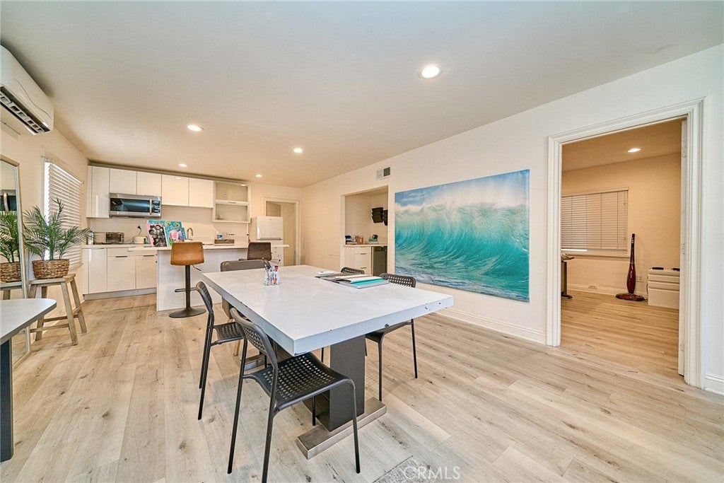 3252 Foothill Boulevard