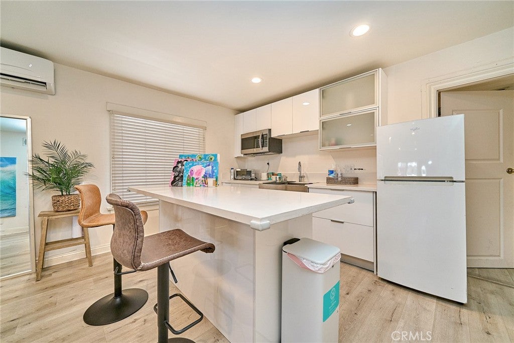 3252 Foothill Boulevard