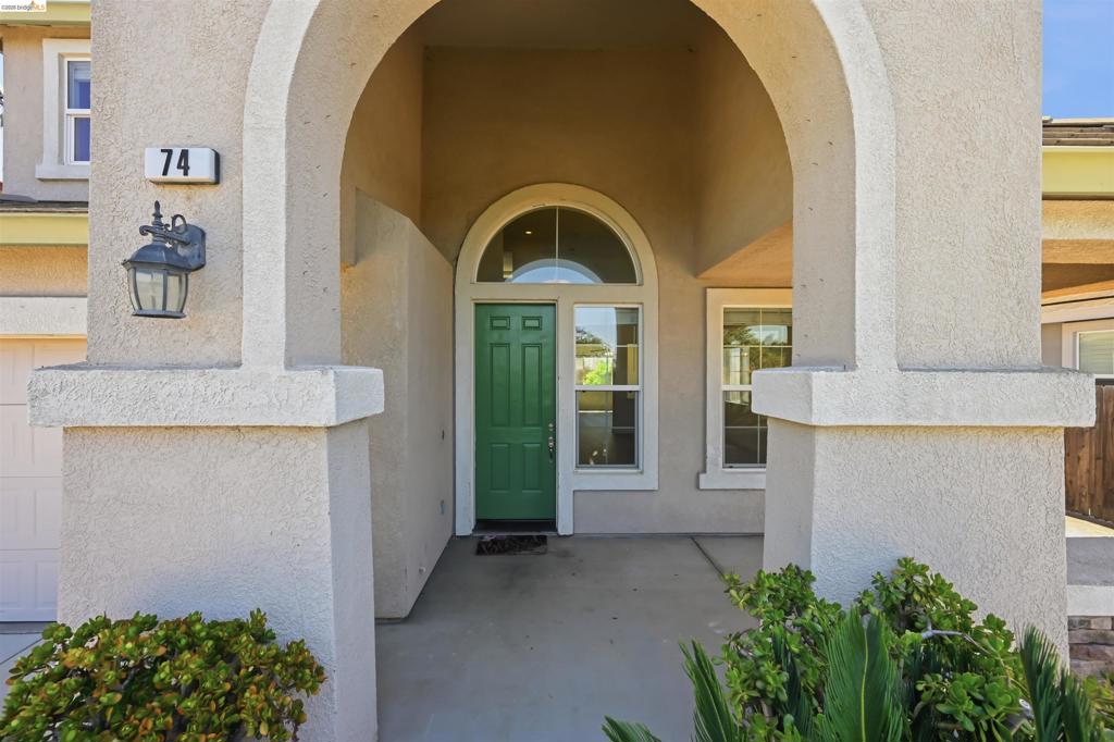 74 Vella Cir