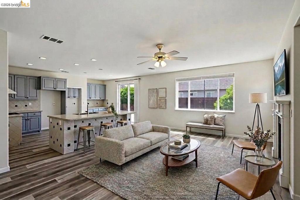 74 Vella Cir