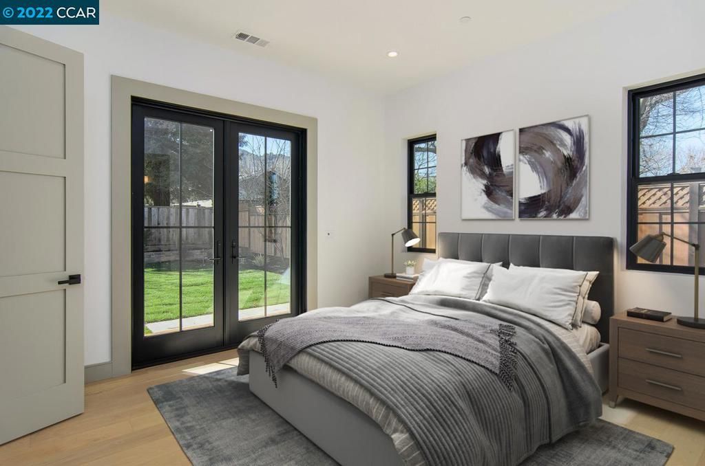 listing image 130726950113243921946