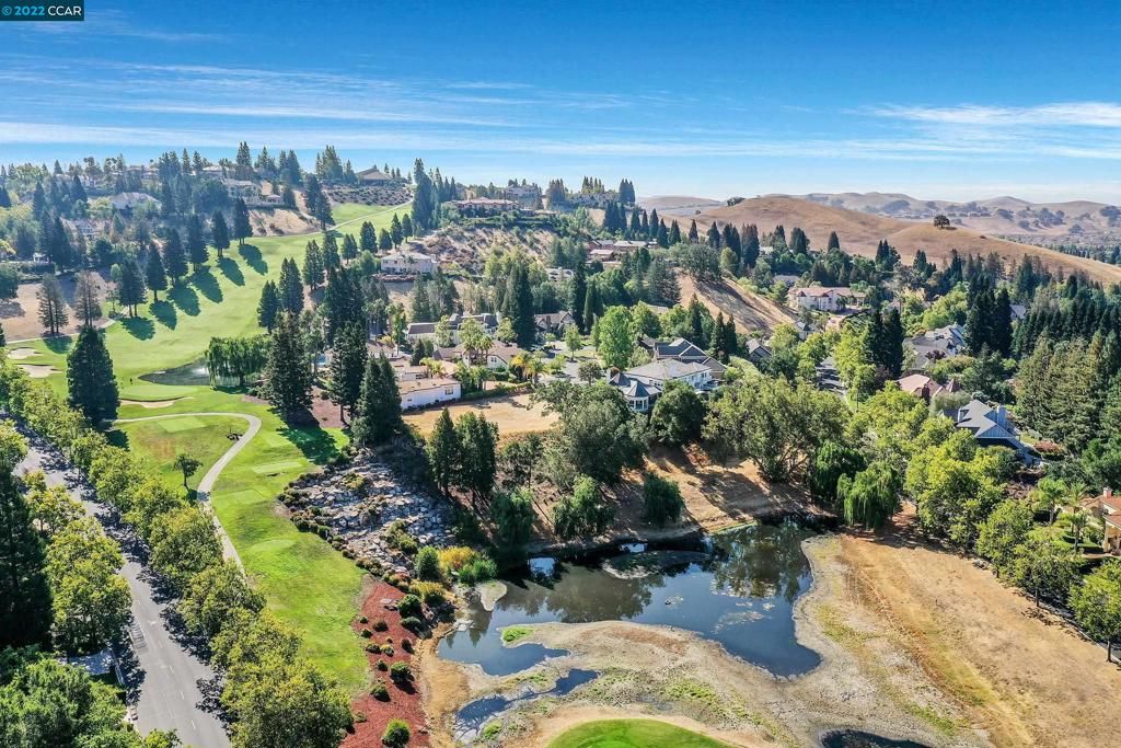 listing image 130728500994476928571