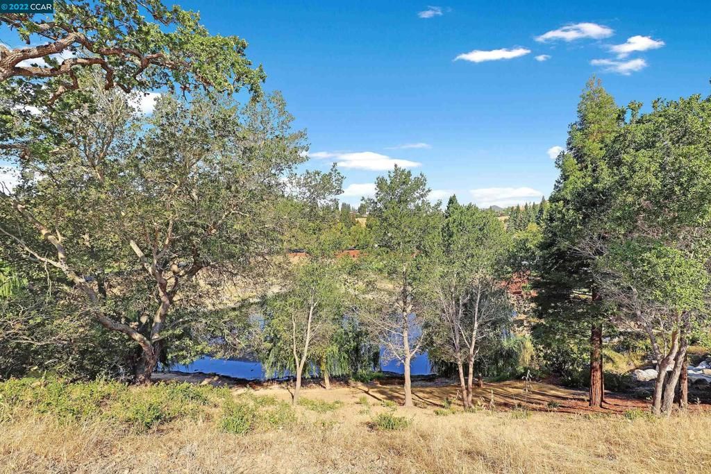 listing image 130721760968436050381