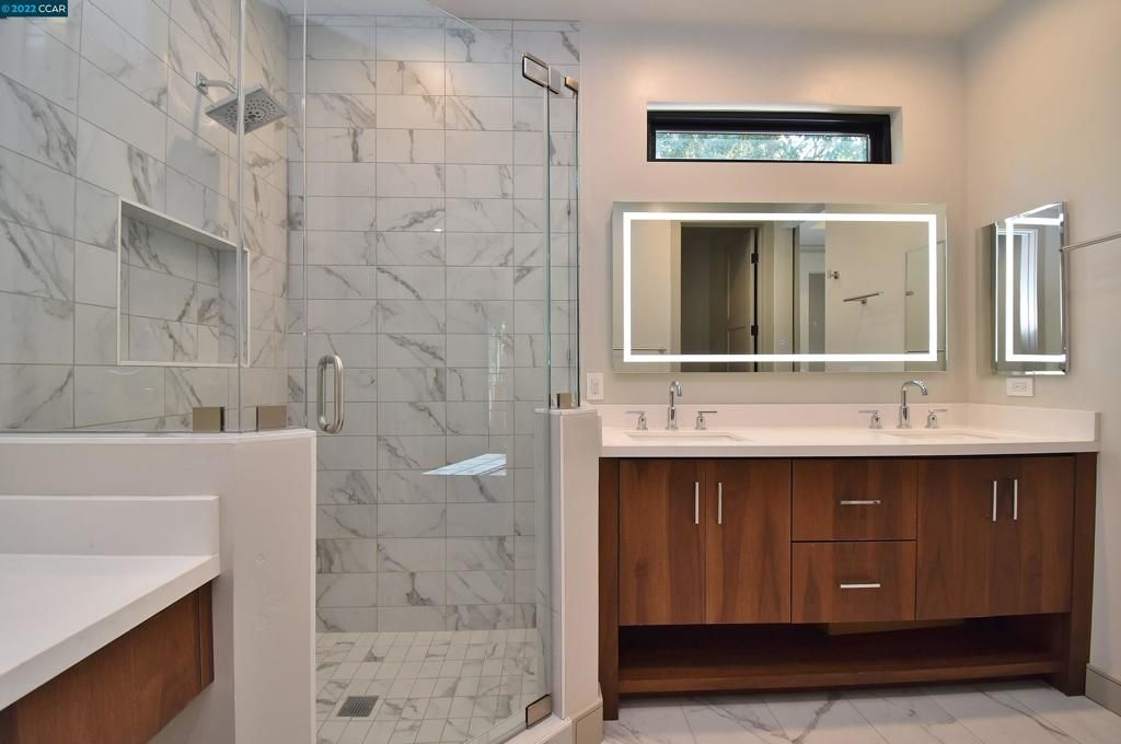 listing image 130723996378158966519