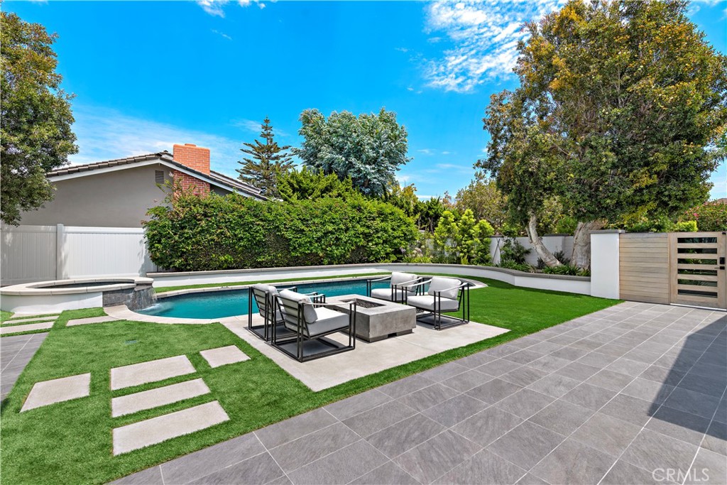 Eastbluff - Macco (EBMO) - Residential Lease