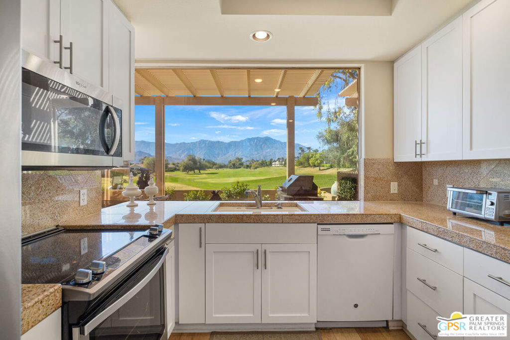 Mission Hills East - Residential