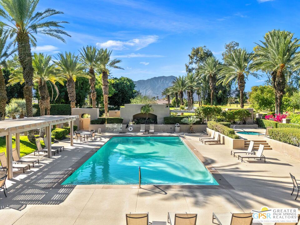 Mission Hills East - Residential