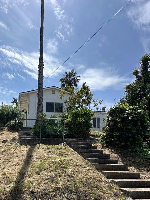 Photo of 1509 N Avenida De La Estrella, San Clemente, CA 92672 (MLS # OC26100492)