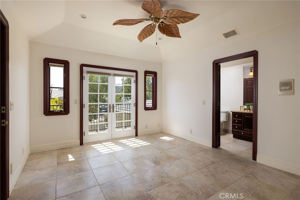 Hunt Club (HC) - Residential