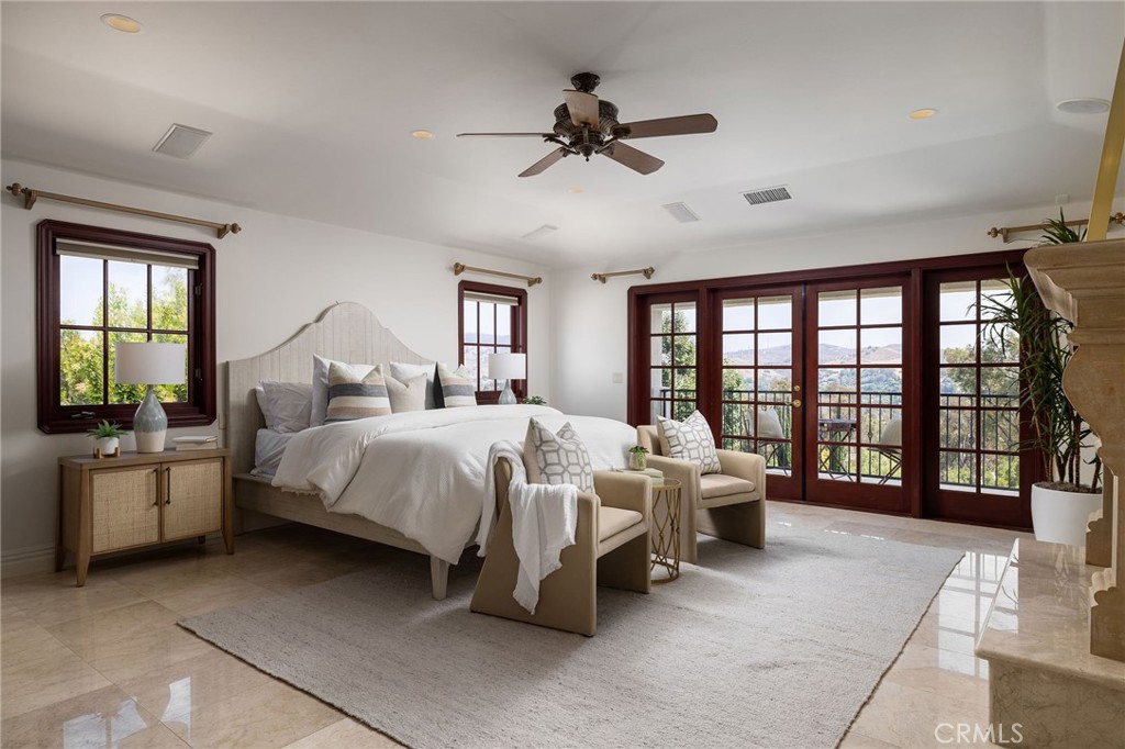Hunt Club (HC) - Residential